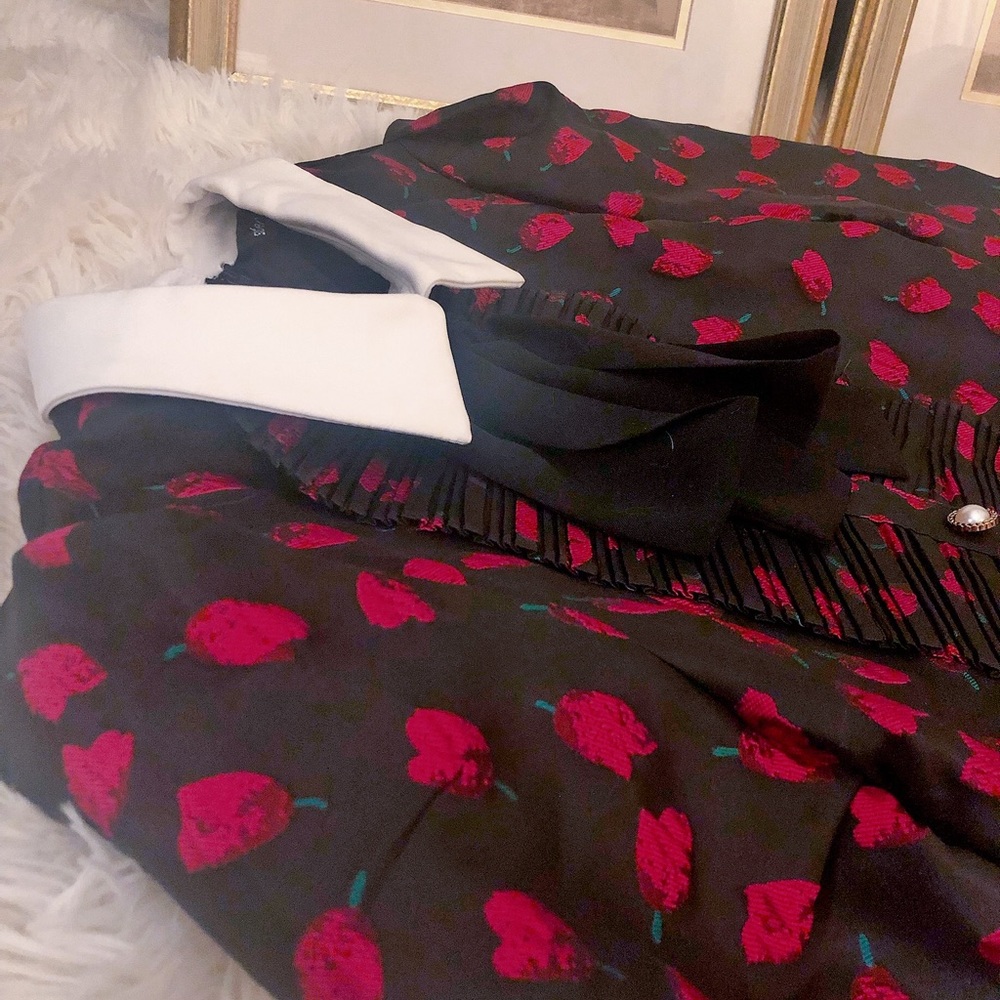 Sister Jane Rabbit Dress in Red as Roses - Picture 6 of 9